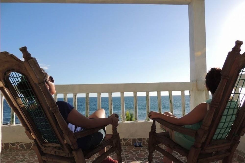 Tortugas Place Hotel Y Bungalos モンテリコ エクステリア 写真